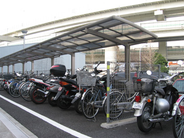 Bicycle parking (to the right of the front entrance)